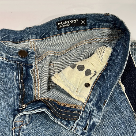 BLANK NYC Crop Girlfriend 2-Tone Side Panel Jeans - Picture 7 of 8